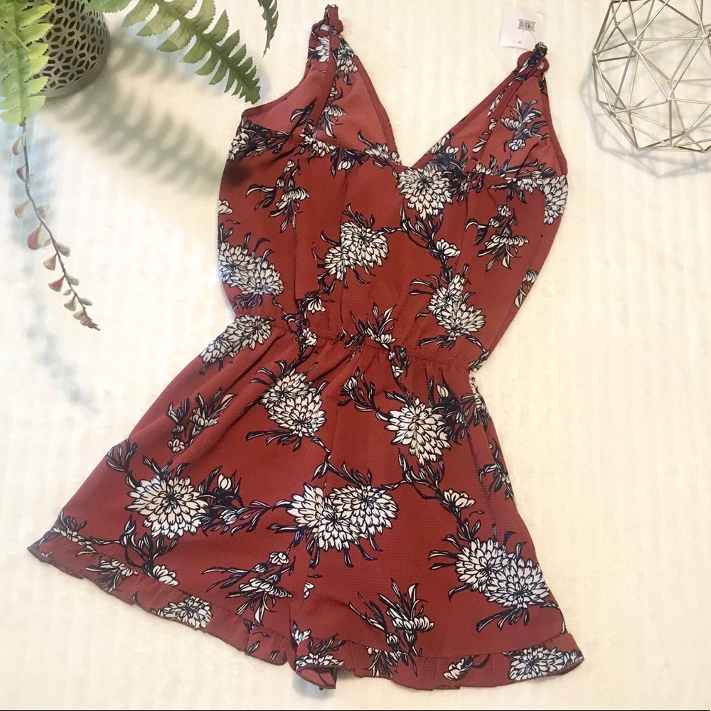 NWT❤️Nordstrom’s Mimi Chica Print Surplice Romper - Picture 5 of 8